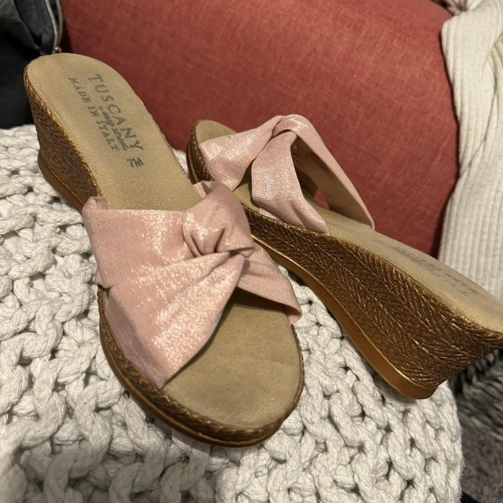 Super cute blush pink sandal with a slight heel!